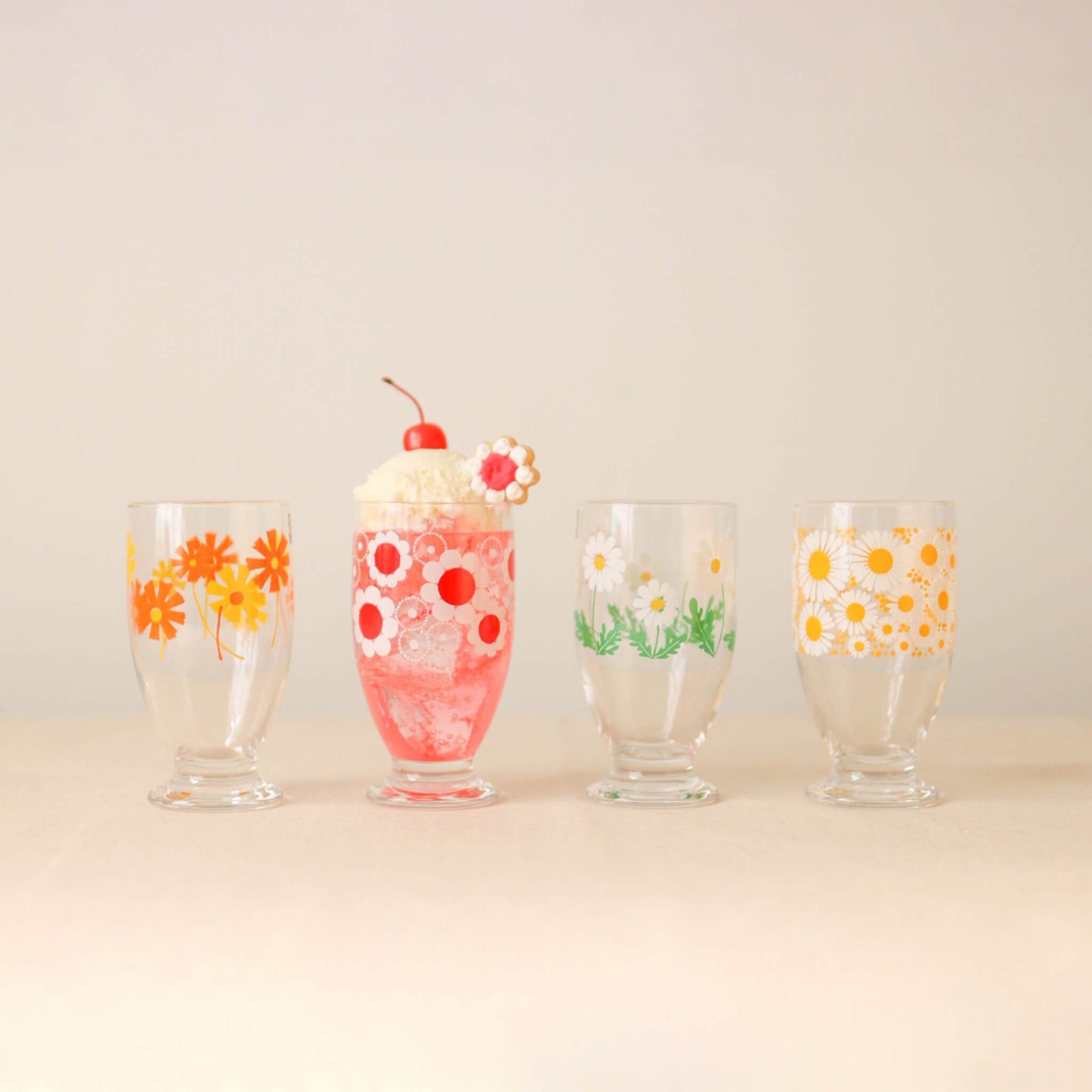 台付グラス320 梨(アデリアレトロ)｜HITOTOKI公式オンラインストア