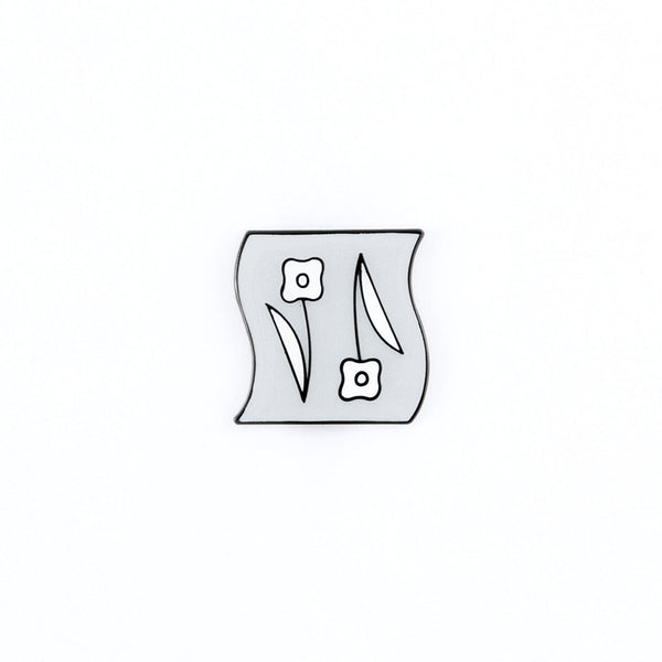 HITOTOKI ピンバッジ キリバナ