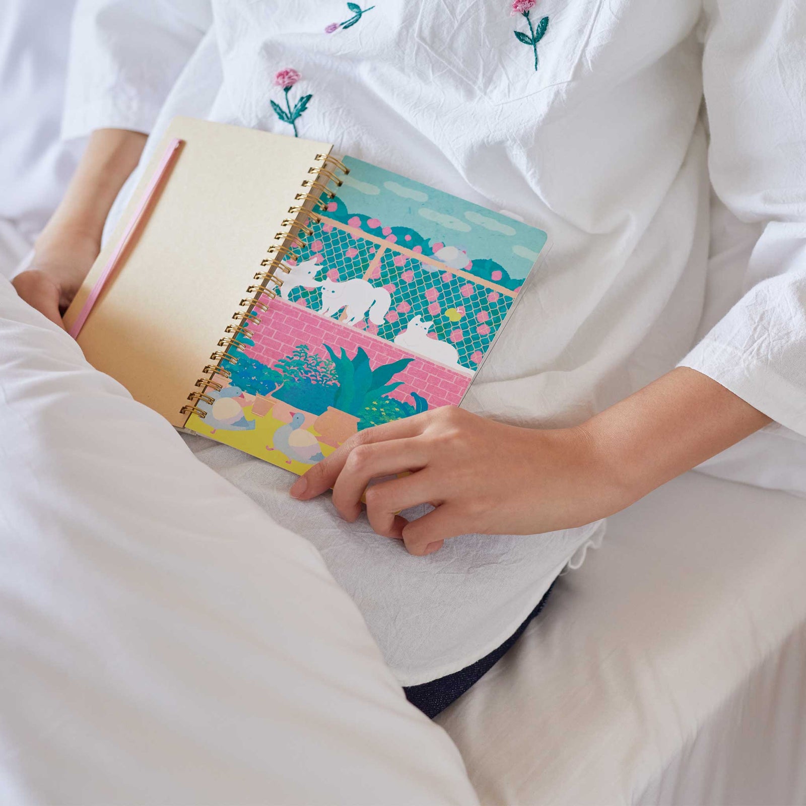 ストア限定日付シートシール付き】HITOTOKI NOTE コミックサイズ