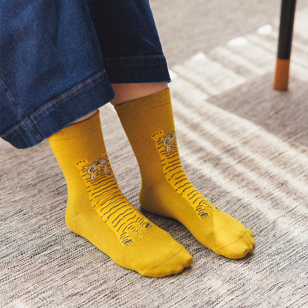 靴下 タイガー
