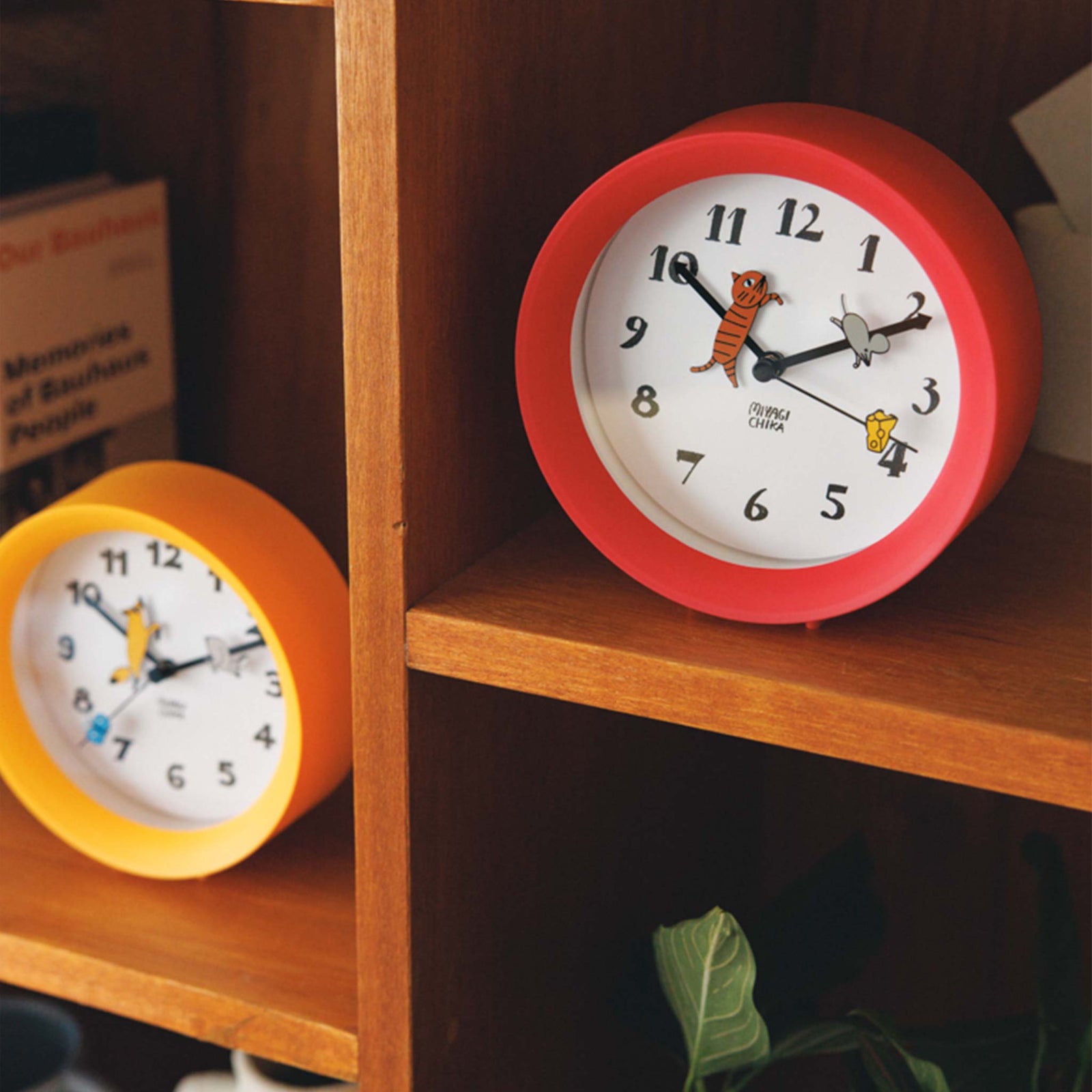 掛け時計 2way Red（みやぎちか）｜HITOTOKI公式オンラインストア