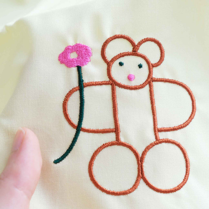 刺繍ハンカチ (しまむらひかり)